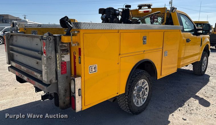 image for item EJ4511 2019 Ford F350 Super Duty XL utility bed pickup truck
