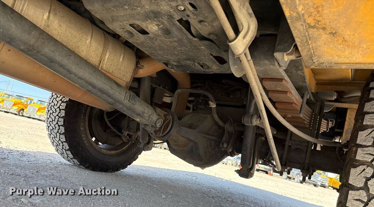 image for item EJ4511 2019 Ford F350 Super Duty XL utility bed pickup truck