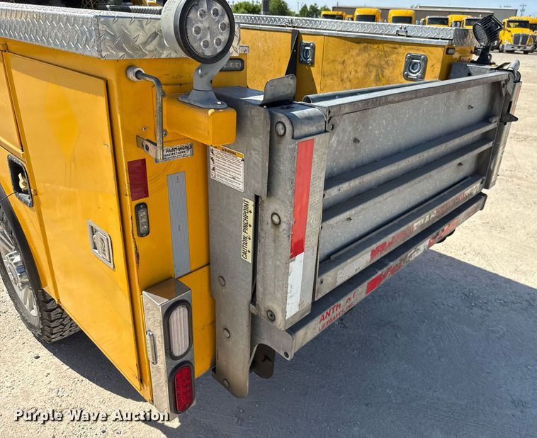 image for item EJ4511 2019 Ford F350 Super Duty XL utility bed pickup truck