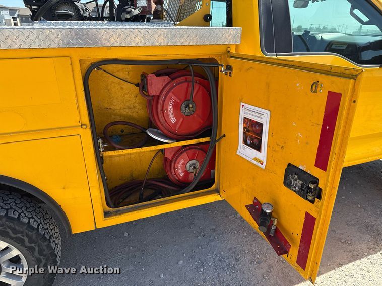 image for item EJ4511 2019 Ford F350 Super Duty XL utility bed pickup truck