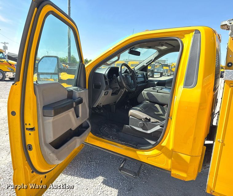 image for item EJ4511 2019 Ford F350 Super Duty XL utility bed pickup truck