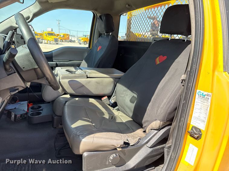 image for item EJ4511 2019 Ford F350 Super Duty XL utility bed pickup truck