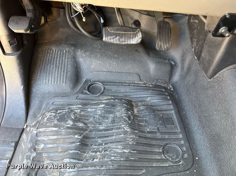 image for item EJ4511 2019 Ford F350 Super Duty XL utility bed pickup truck