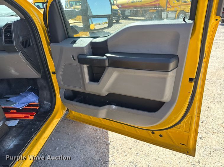 image for item EJ4511 2019 Ford F350 Super Duty XL utility bed pickup truck