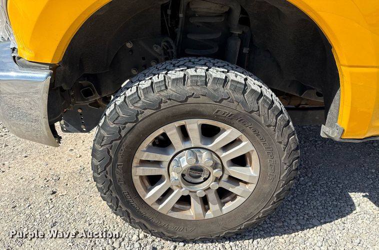 image for item EJ4511 2019 Ford F350 Super Duty XL utility bed pickup truck