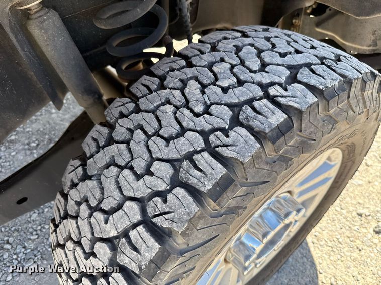 image for item EJ4511 2019 Ford F350 Super Duty XL utility bed pickup truck