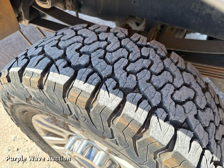 image for item EJ4511 2019 Ford F350 Super Duty XL utility bed pickup truck