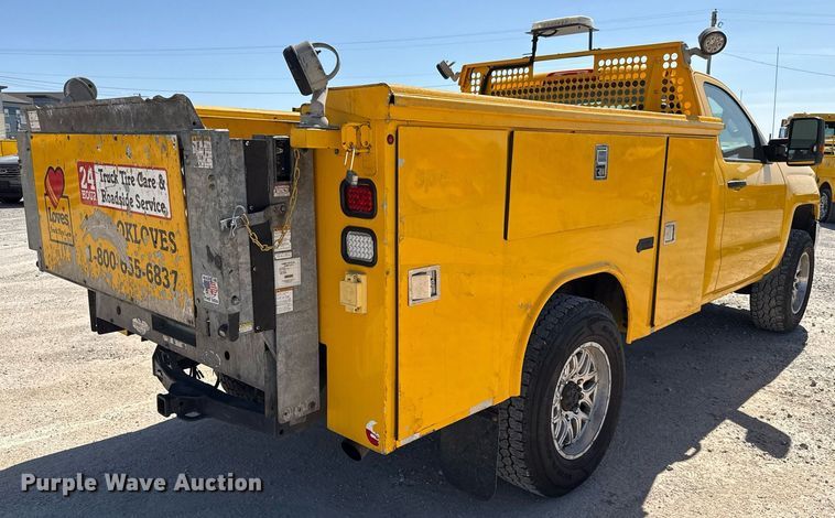 image for item EJ4512 2017 Chevrolet Silverado 3500HD utility bed pickup truck