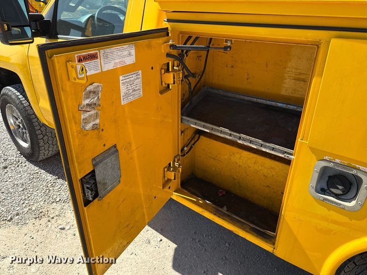 image for item EJ4512 2017 Chevrolet Silverado 3500HD utility bed pickup truck