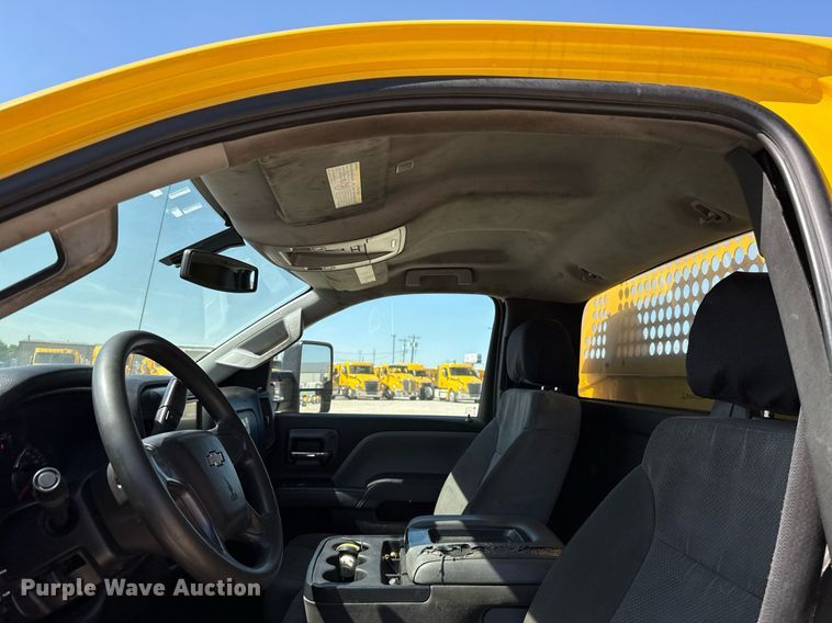 image for item EJ4512 2017 Chevrolet Silverado 3500HD utility bed pickup truck