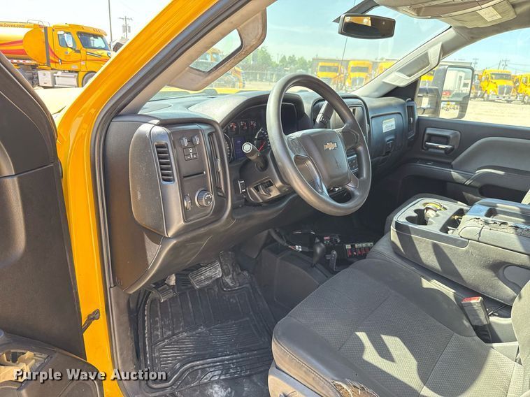 image for item EJ4512 2017 Chevrolet Silverado 3500HD utility bed pickup truck