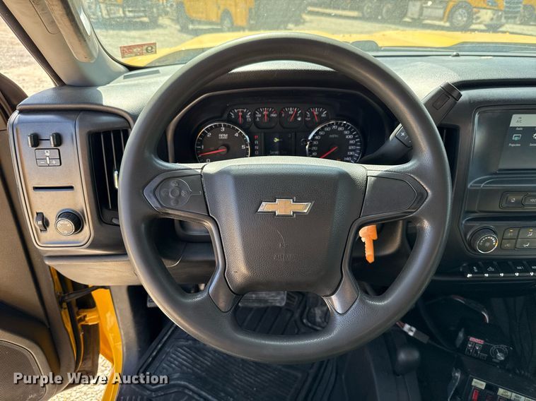 image for item EJ4512 2017 Chevrolet Silverado 3500HD utility bed pickup truck