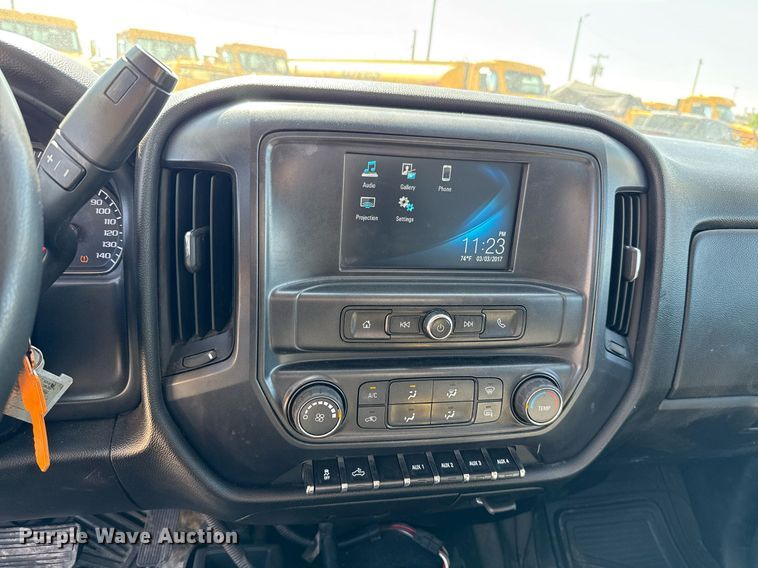 image for item EJ4512 2017 Chevrolet Silverado 3500HD utility bed pickup truck