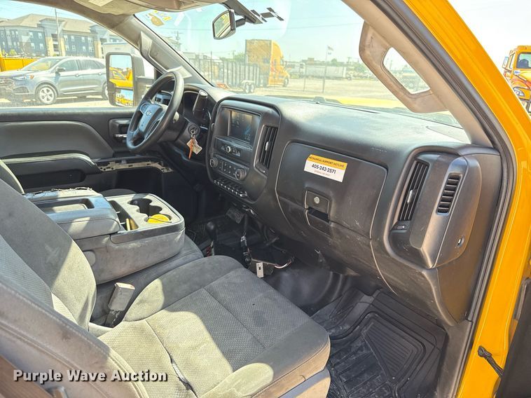 image for item EJ4512 2017 Chevrolet Silverado 3500HD utility bed pickup truck