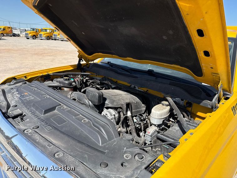 image for item EJ4512 2017 Chevrolet Silverado 3500HD utility bed pickup truck