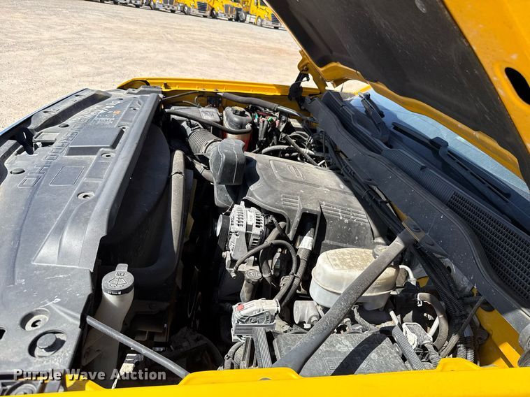 image for item EJ4512 2017 Chevrolet Silverado 3500HD utility bed pickup truck