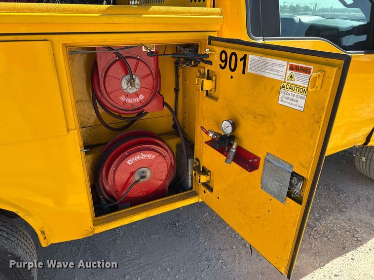 image for item EJ4514 2019 Ford F350 Super Duty utility bed pickup truck