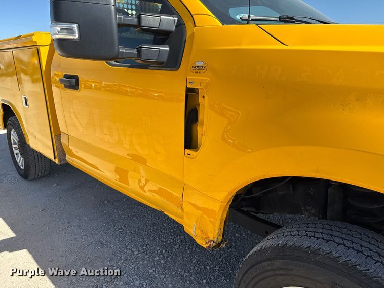 image for item EJ4514 2019 Ford F350 Super Duty utility bed pickup truck