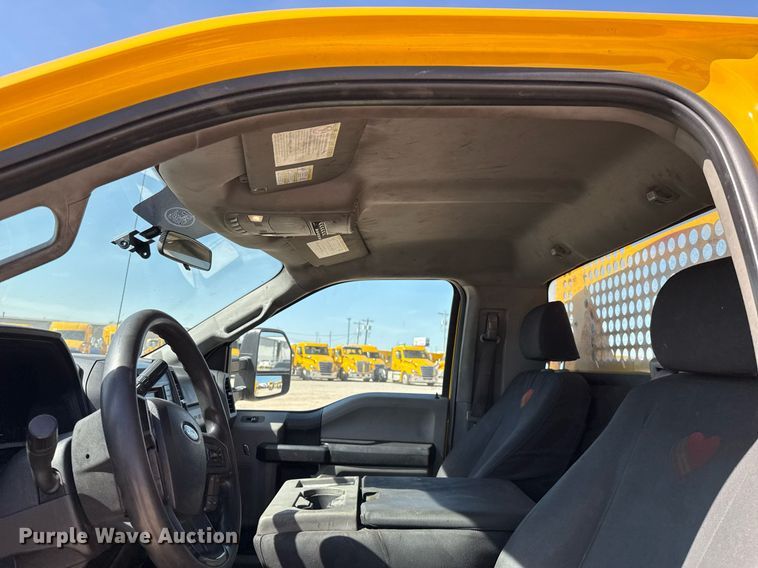 image for item EJ4514 2019 Ford F350 Super Duty utility bed pickup truck