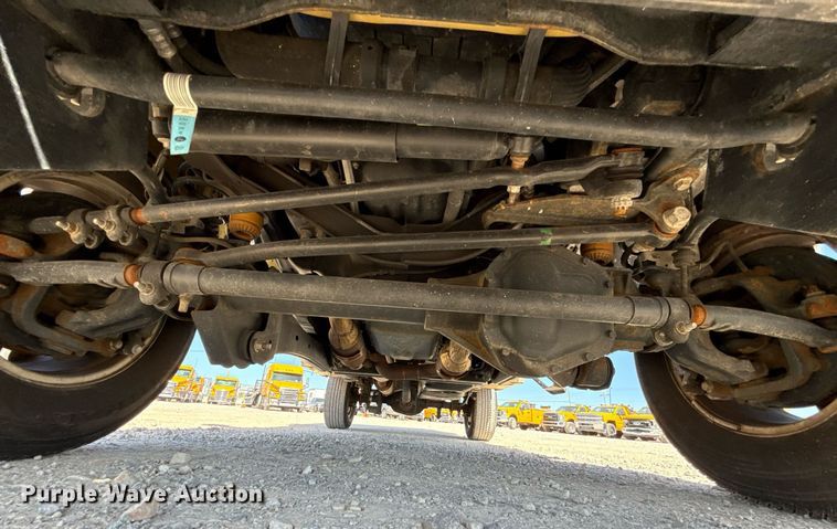 image for item EJ4514 2019 Ford F350 Super Duty utility bed pickup truck