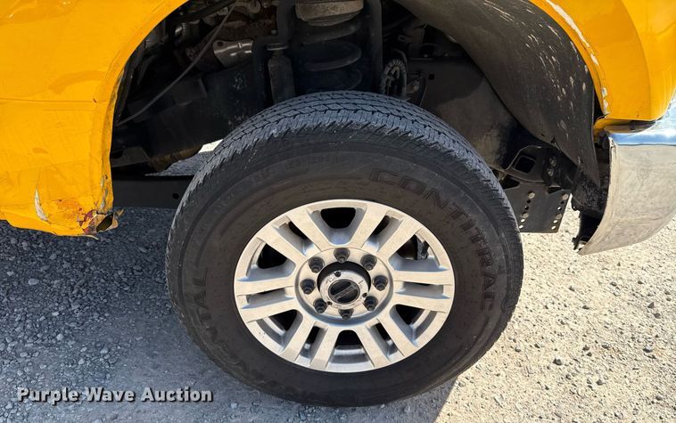 image for item EJ4514 2019 Ford F350 Super Duty utility bed pickup truck