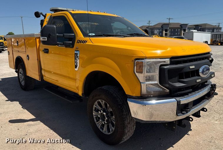 image for item EJ4517 2020 Ford F350 Super Duty XL utility bed pickup truck