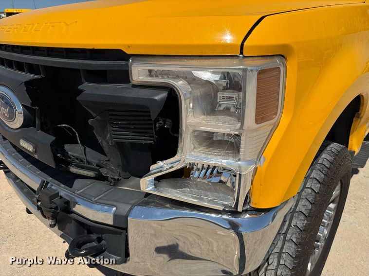 image for item EJ4517 2020 Ford F350 Super Duty XL utility bed pickup truck