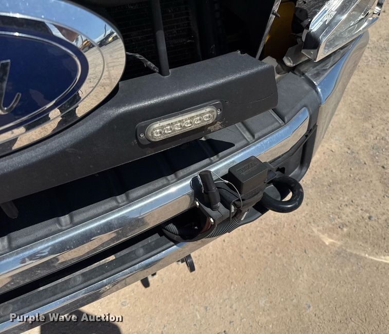 image for item EJ4517 2020 Ford F350 Super Duty XL utility bed pickup truck