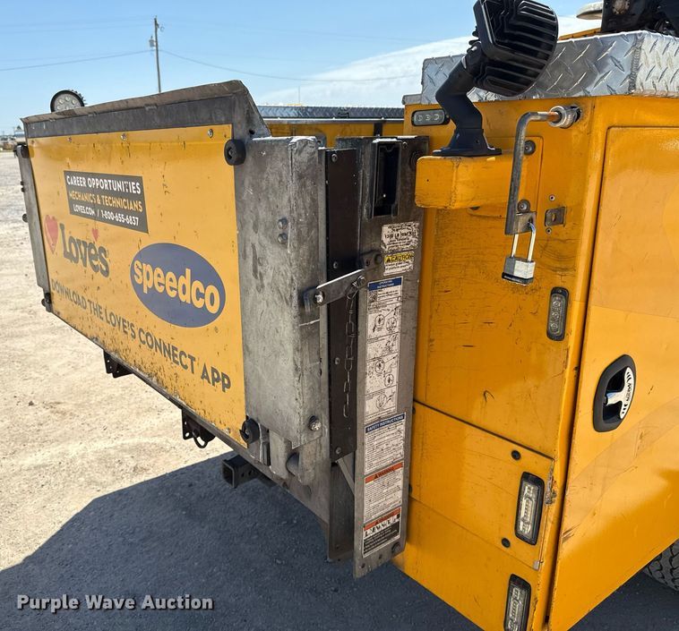 image for item EJ4517 2020 Ford F350 Super Duty XL utility bed pickup truck