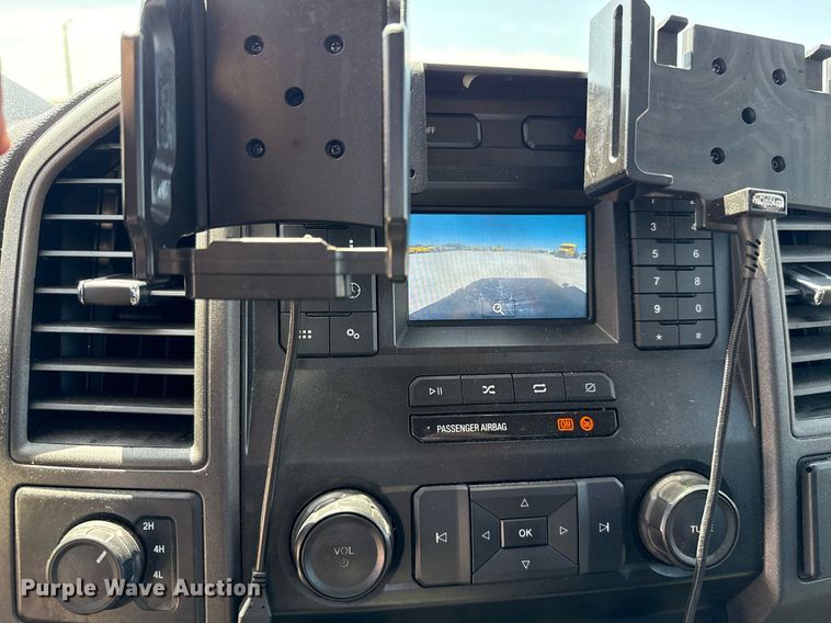 image for item EJ4517 2020 Ford F350 Super Duty XL utility bed pickup truck