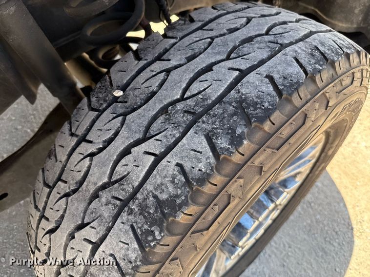 image for item EJ4517 2020 Ford F350 Super Duty XL utility bed pickup truck