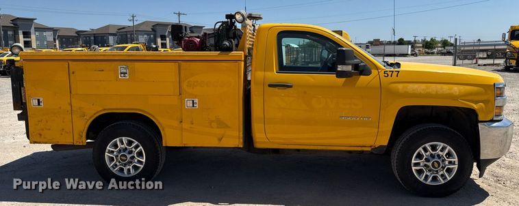 image for item EJ4518 2017 Chevrolet Silverado 3500HD utility bed pickup truck