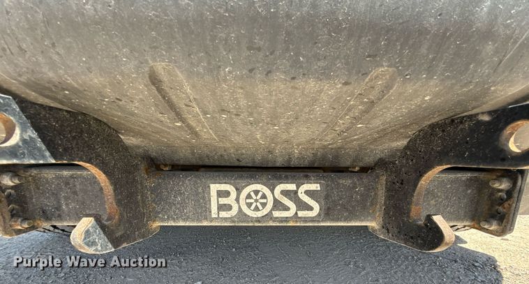 image for item EJ4518 2017 Chevrolet Silverado 3500HD utility bed pickup truck