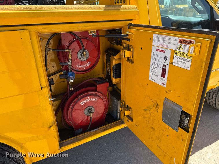 image for item EJ4518 2017 Chevrolet Silverado 3500HD utility bed pickup truck