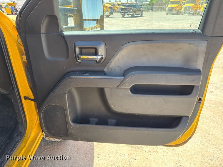 image for item EJ4518 2017 Chevrolet Silverado 3500HD utility bed pickup truck