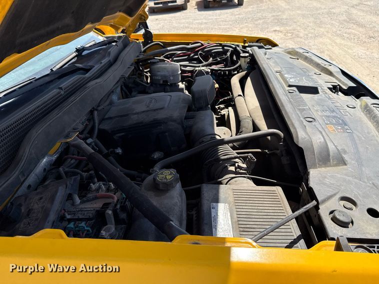 image for item EJ4518 2017 Chevrolet Silverado 3500HD utility bed pickup truck