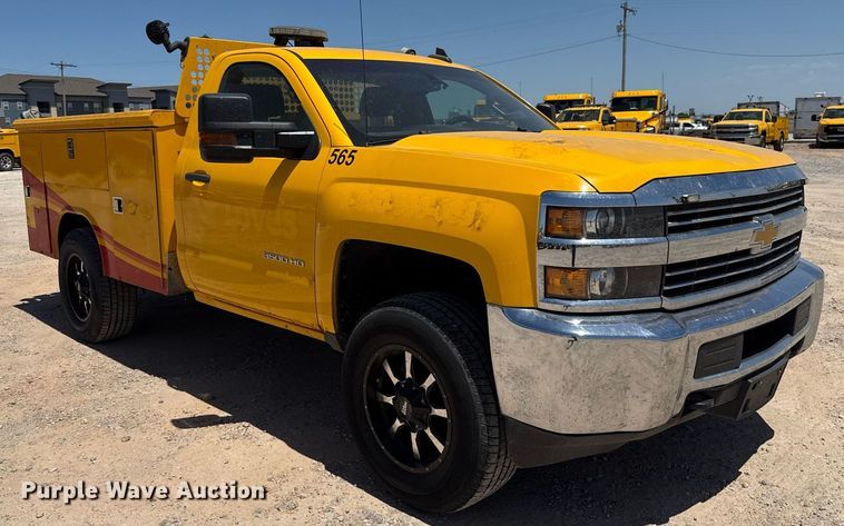 image for item EJ4520 2017 Chevrolet Silverado 3500HD utility bed pickup truck