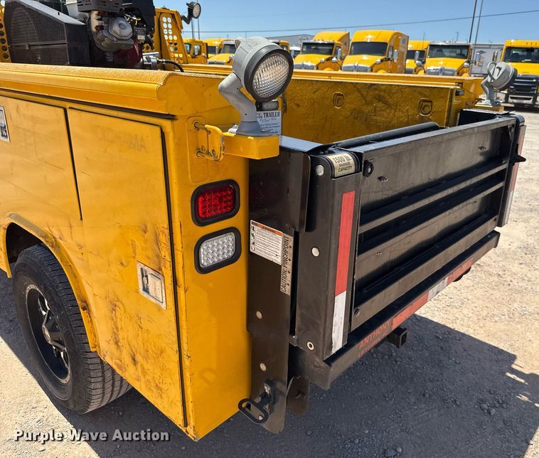 image for item EJ4520 2017 Chevrolet Silverado 3500HD utility bed pickup truck