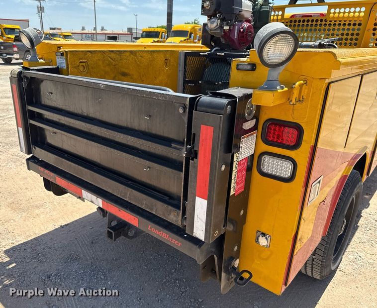 image for item EJ4520 2017 Chevrolet Silverado 3500HD utility bed pickup truck