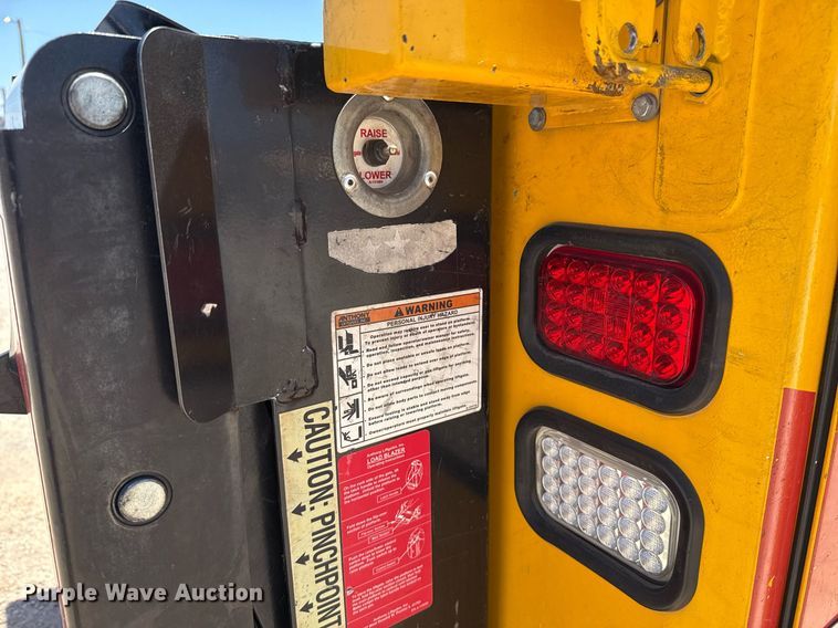 image for item EJ4520 2017 Chevrolet Silverado 3500HD utility bed pickup truck