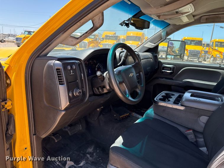 image for item EJ4520 2017 Chevrolet Silverado 3500HD utility bed pickup truck