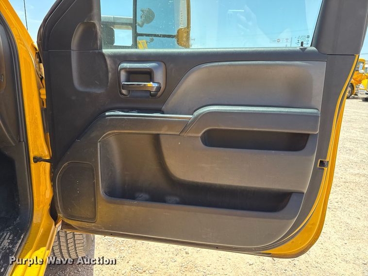 image for item EJ4520 2017 Chevrolet Silverado 3500HD utility bed pickup truck