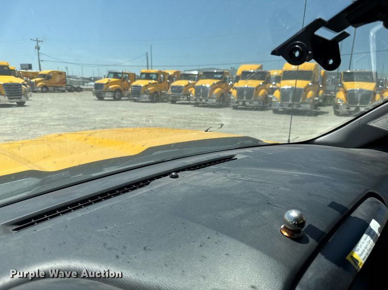 image for item EJ4520 2017 Chevrolet Silverado 3500HD utility bed pickup truck