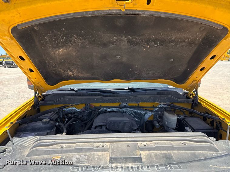 image for item EJ4520 2017 Chevrolet Silverado 3500HD utility bed pickup truck