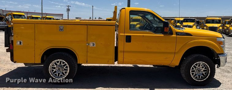 image for item EJ4521 2016 Ford F350 Super Duty utility bed pickup truck