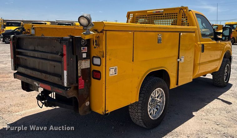 image for item EJ4521 2016 Ford F350 Super Duty utility bed pickup truck