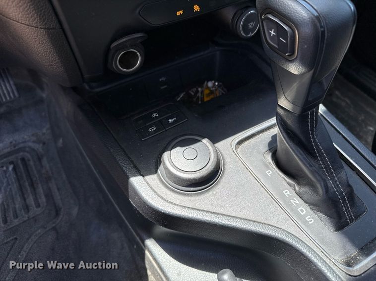 image for item EJ4522 2021 Ford Ranger XL SuperCab utility bed pickup truck