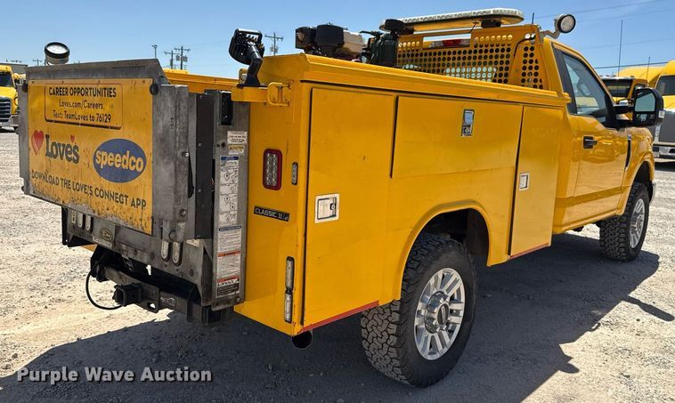 image for item EJ4523 2019 Ford F350 Super Duty XL utility bed pickup truck