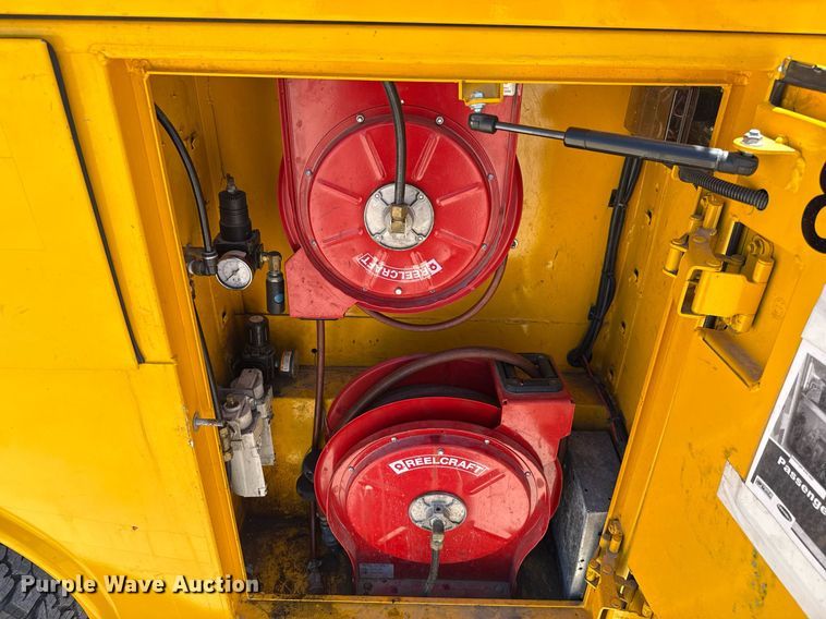 image for item EJ4523 2019 Ford F350 Super Duty XL utility bed pickup truck