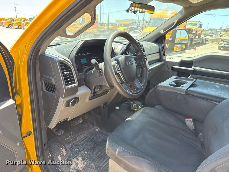 image for item EJ4523 2019 Ford F350 Super Duty XL utility bed pickup truck